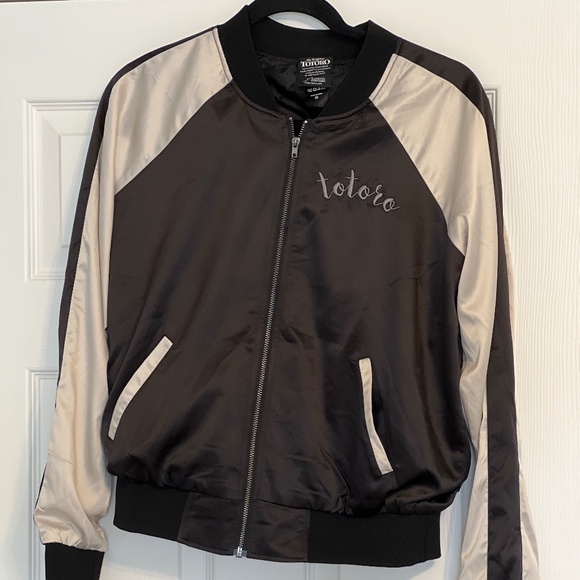 Her Universe Studio Ghibli My Neighbor Totoro Bomber Jacket Black Medium - Picture 1 of 3